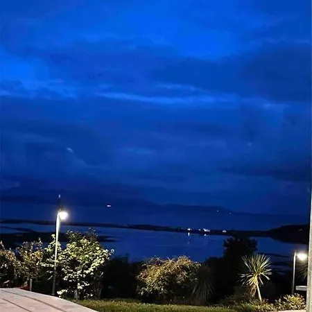 Sea Breeze Holiday home